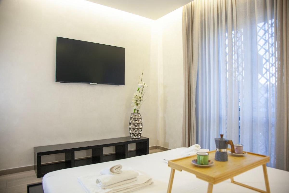 Appartement Luxury In Steps From Metro A Cornelia *