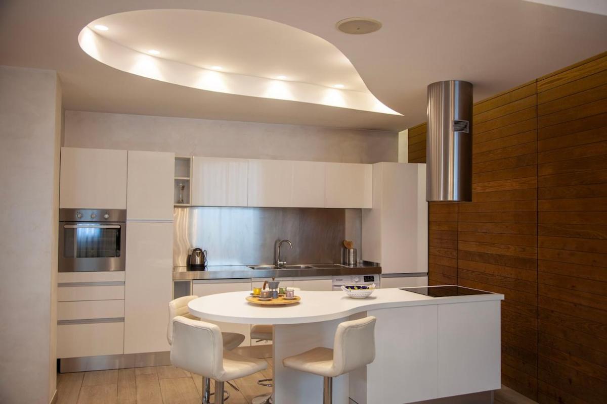 Appartement Luxury In Steps From Metro A Cornelia *